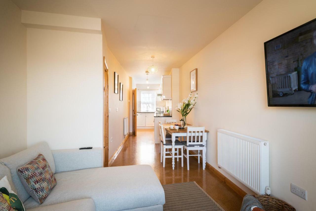 St Sidwells Townhouses' Exeter Exterior photo
