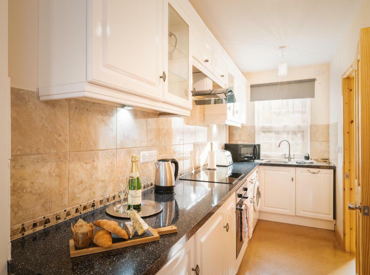 St Sidwells Townhouses' Exeter Exterior photo
